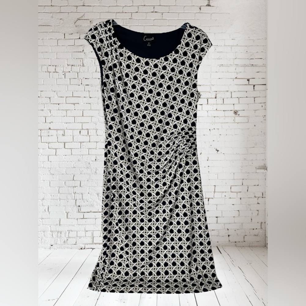 Connected Apparel Sleeveless Knee Length Sheath Dress Stretchy Womens 12